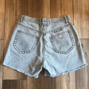 GUESS VINTAGE MEN'S SHORTS SIZE 34 (Fits 31-32)
